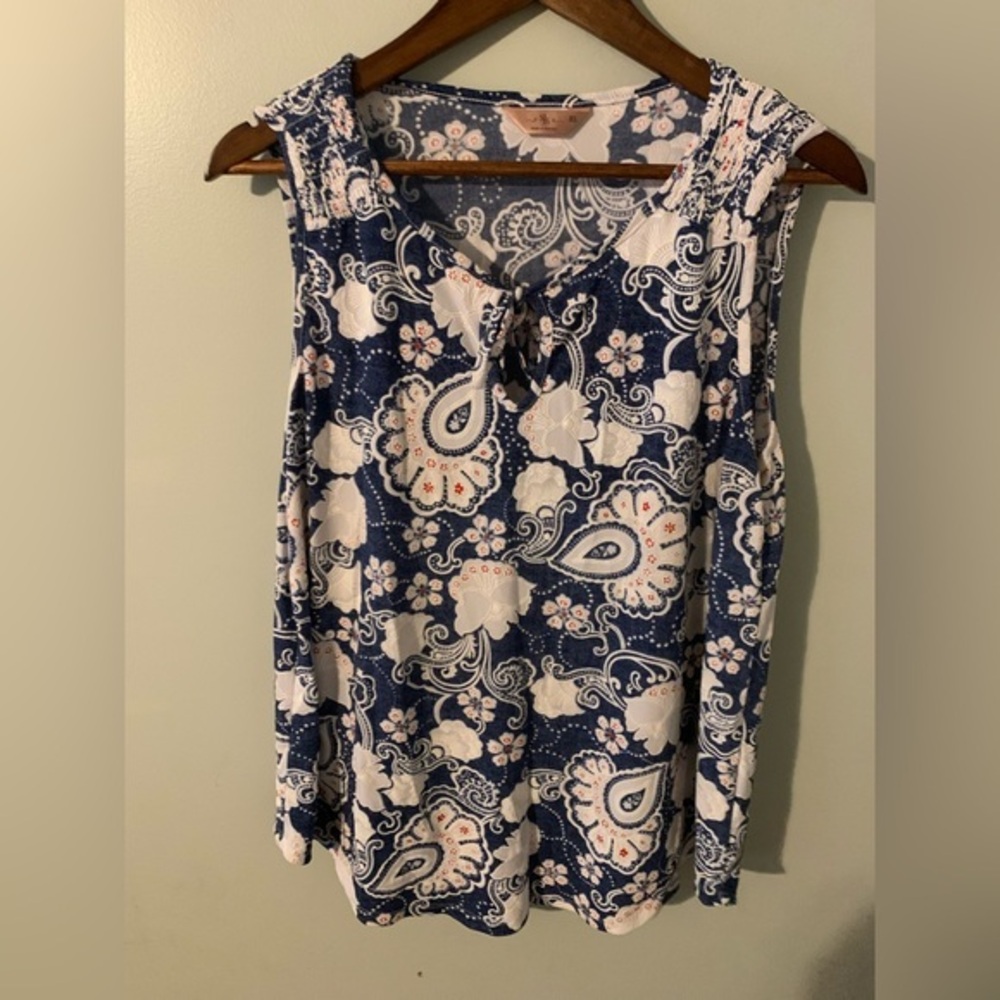 Sjs blue paisley sleeveless blouse xl